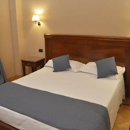 Hotel Montecarlo