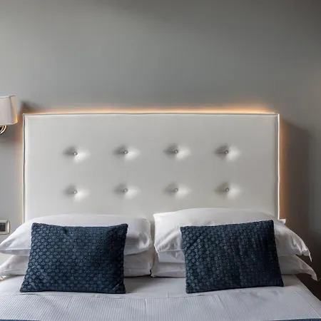 Hotel Montecarlo 3*