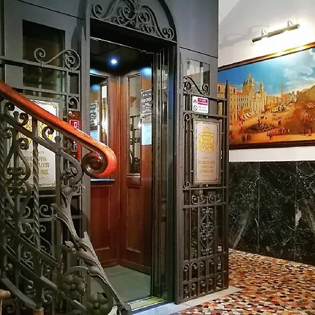 Montecarlo Hotel 3*