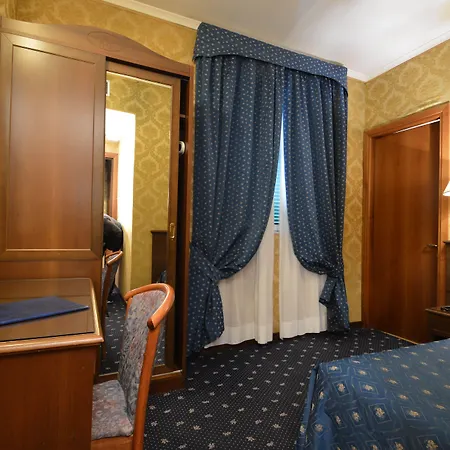 Ξενοδοχείο Montecarlo