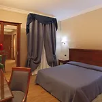 Montecarlo Hotel